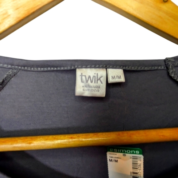 ⭐️NWT - TWIK Grey and silver sequin embellished shirt - Picture 4 of 6